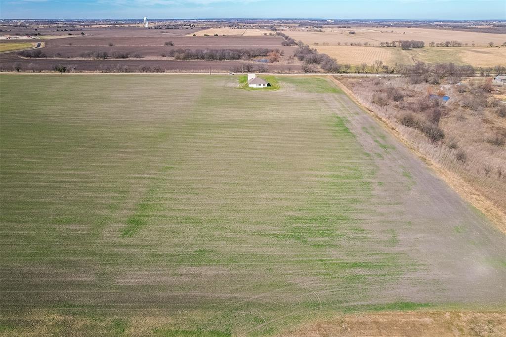 138 Zmolek Road Alma, TX 75119 - Photo 27 of 29 a view of an ocean and beach