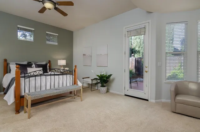 $889,000 | 11 Ost Place, Sacramento, CA 95835