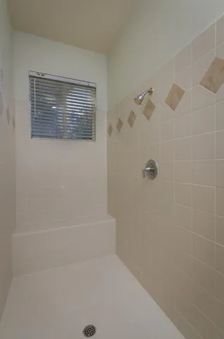 $889,000 | 11 Ost Place, Sacramento, CA 95835