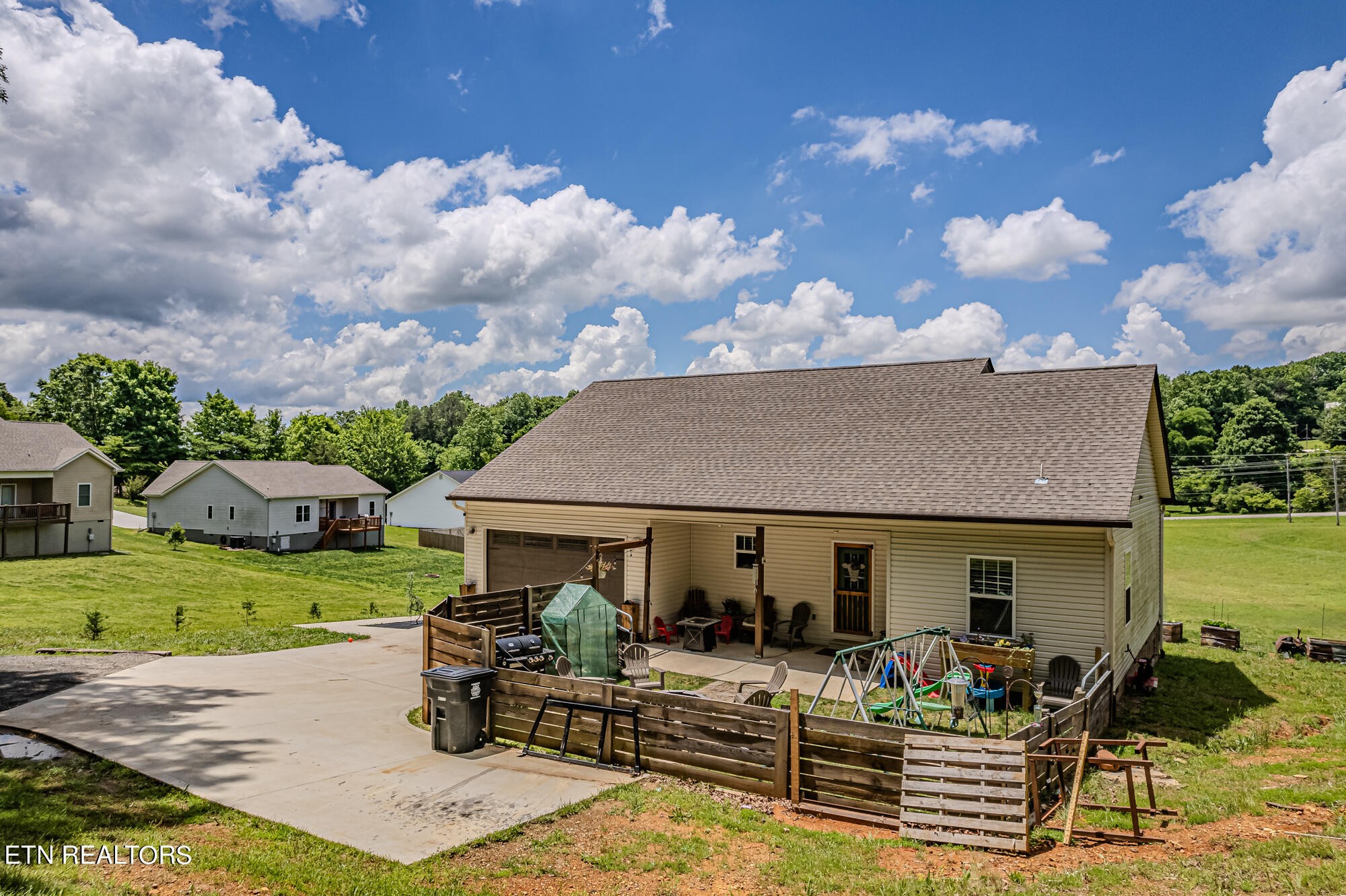 1718 Yale Road Athens, TN 37303 - Photo 6 of 42 Gallery Image 6