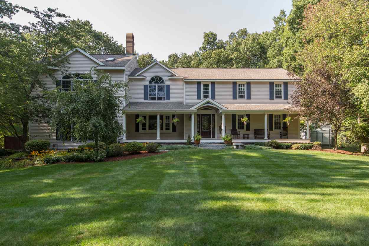 8 Otterson Road Londonderry, NH 03053 - Photo 1 of 31