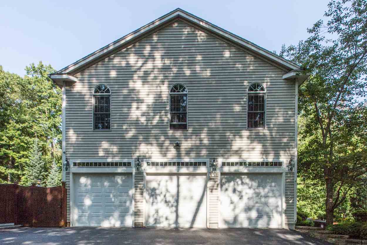 8 Otterson Road Londonderry, NH 03053 - Photo 22 of 31