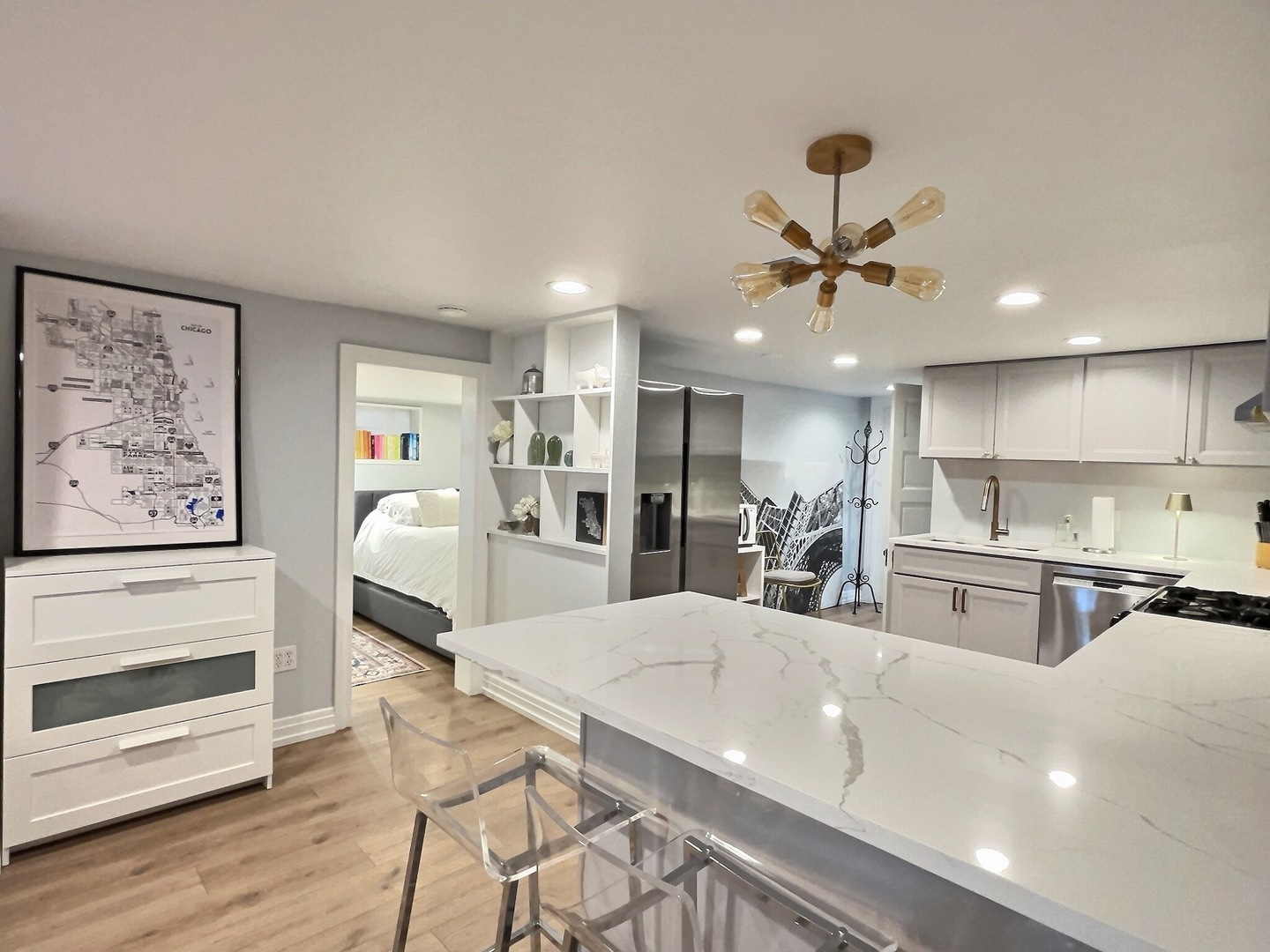 3745 North Seminary Avenue, Unit 1 Chicago, IL 60613 - Photo 13 of 26