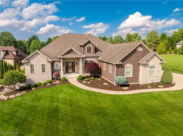 $729,900 | 8591 Harlequin Circle Northwest, Massillon, OH 44646
