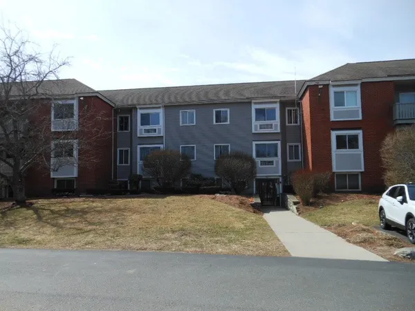 $300,000 | 113 Cluff Crossing Road, Unit 26, Salem, NH 03079