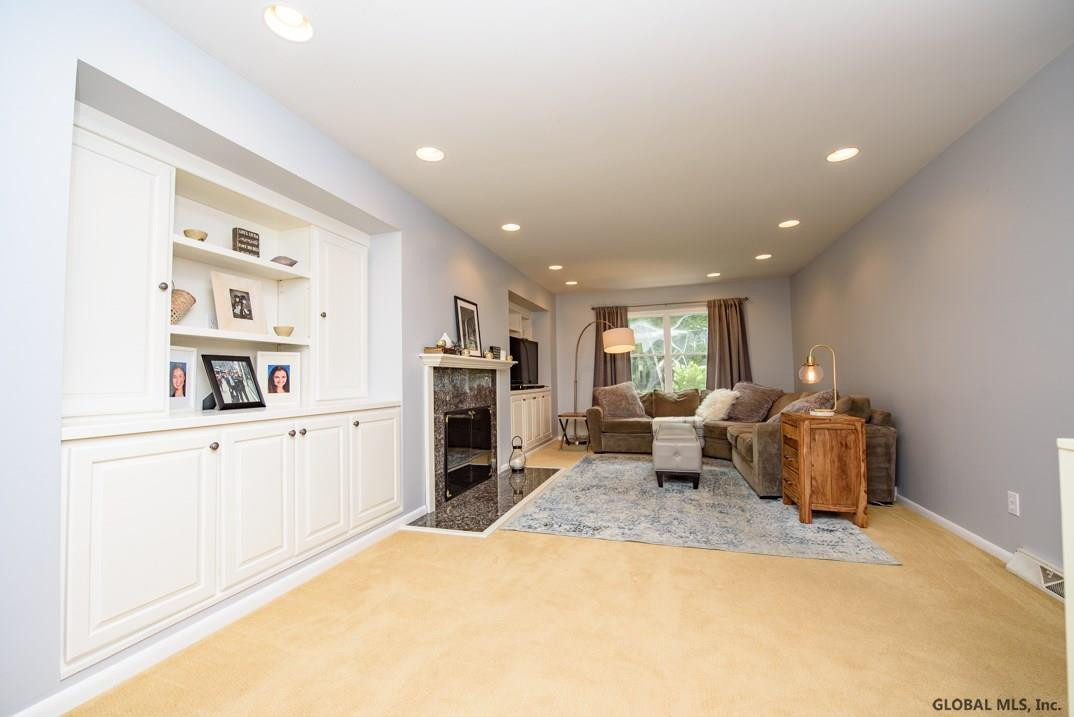 37 Devon Road Bethlehem, NY 12054 - Photo 7 of 21 Photo 7