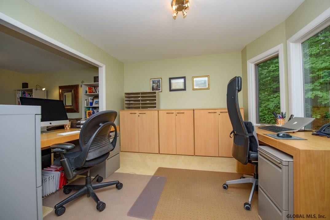37 Devon Road Bethlehem, NY 12054 - Photo 8 of 21 Photo 8