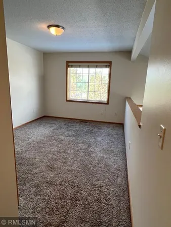 $208,500 | 301 Roosevelt Street South, Unit E, Cambridge, MN 55008