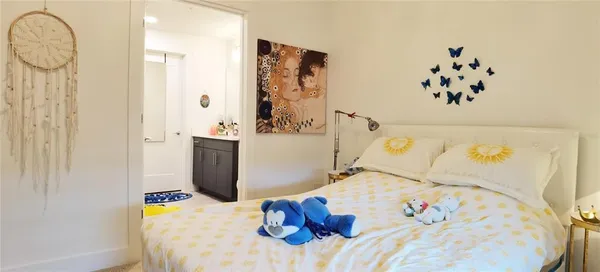 $3,400 | 1709 North Tamiami Trail, Unit 213, Sarasota, FL 34236