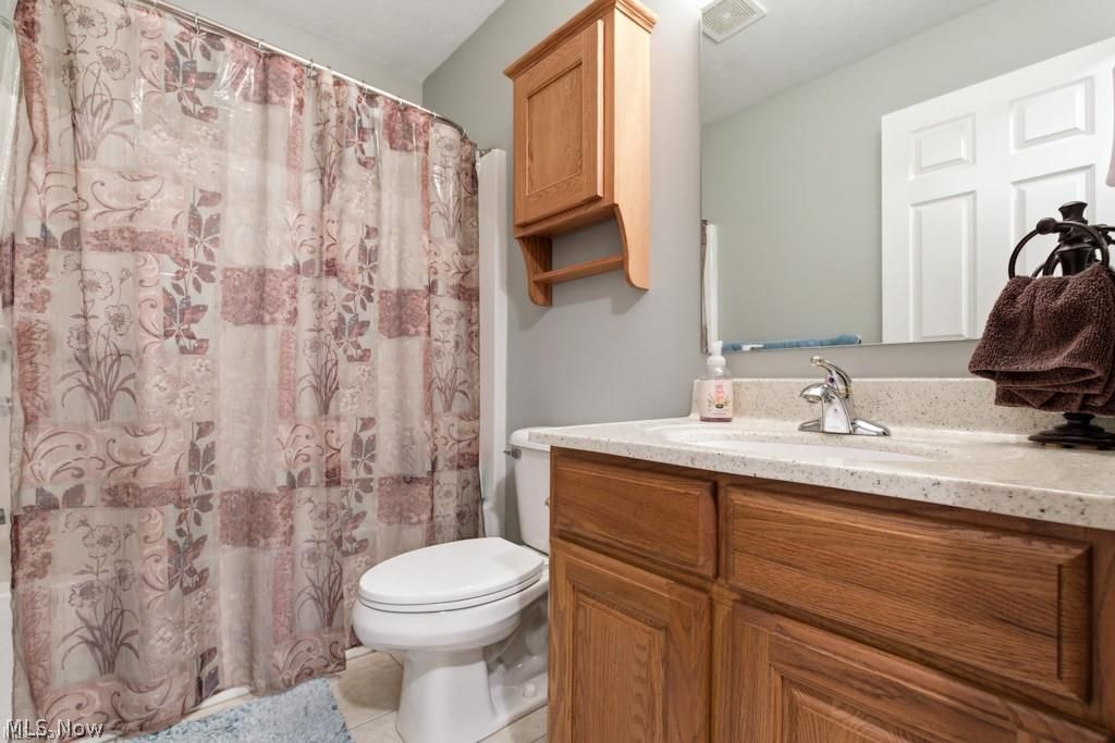 11561 Riding Trail Painesville, OH 44077 - Photo 26 of 38