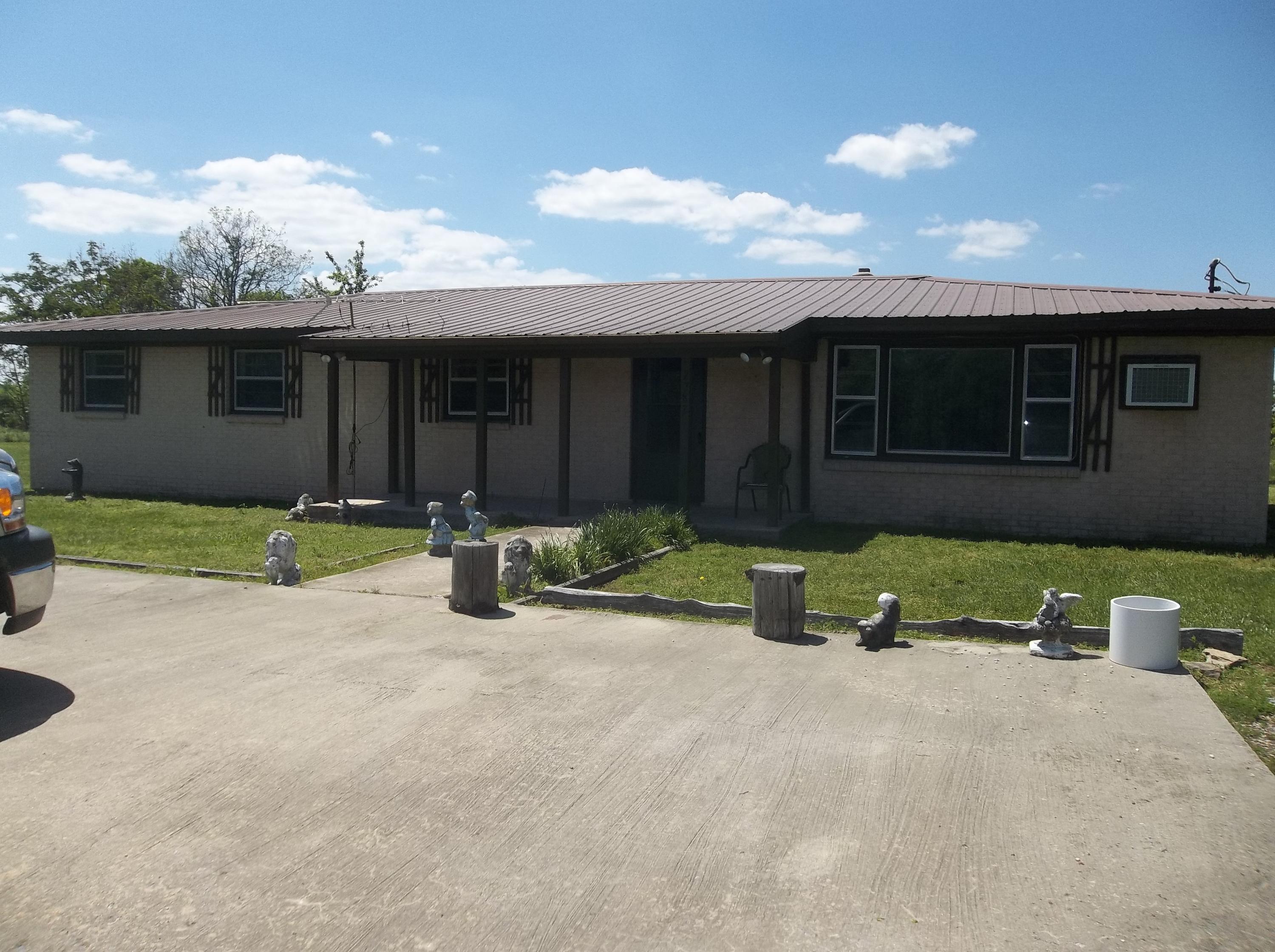 2787 Simmons Road Pikeville, TN 37367 - Photo 1 of 38 100_4321
