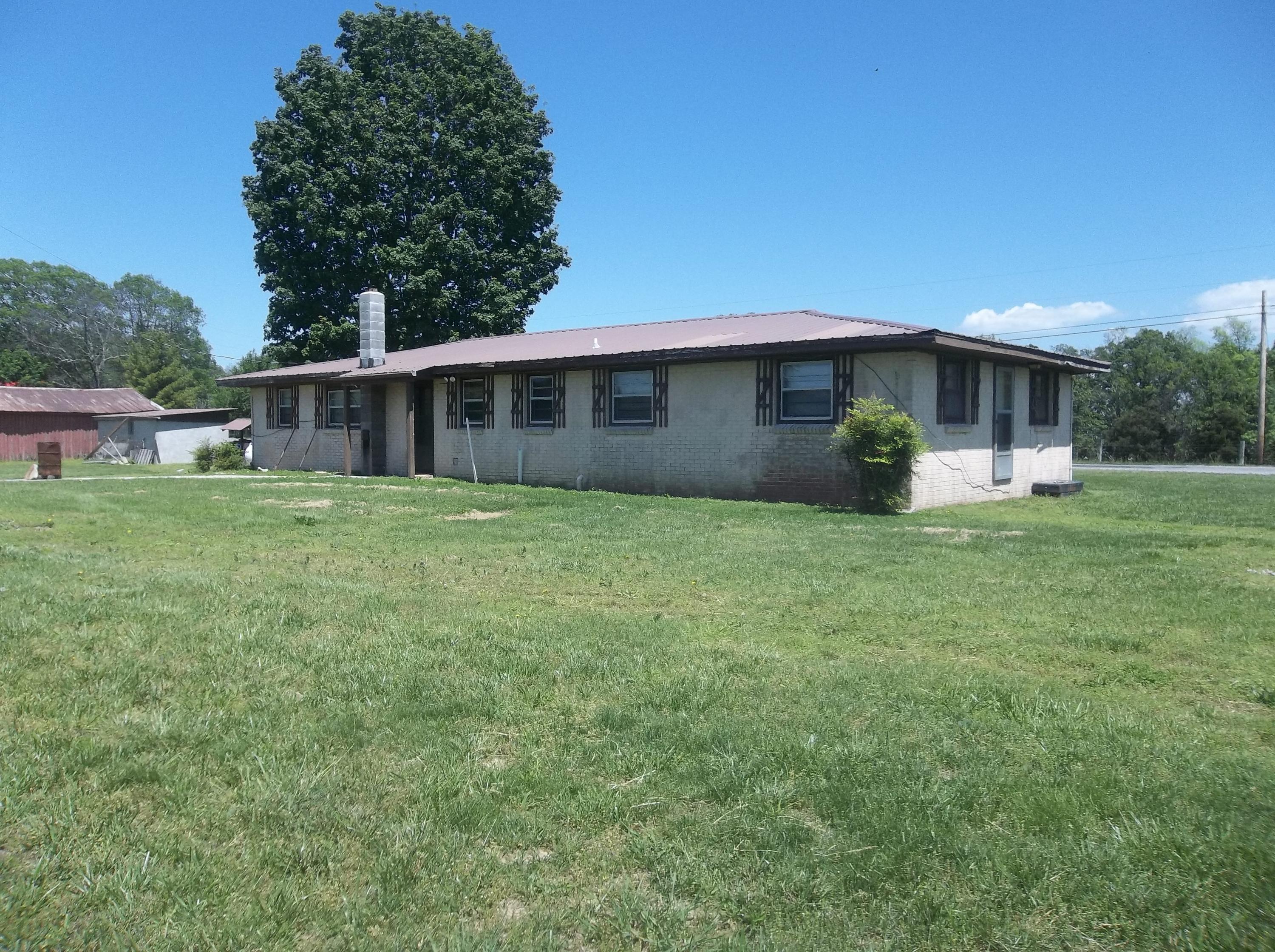 2787 Simmons Road Pikeville, TN 37367 - Photo 15 of 38 100_4331