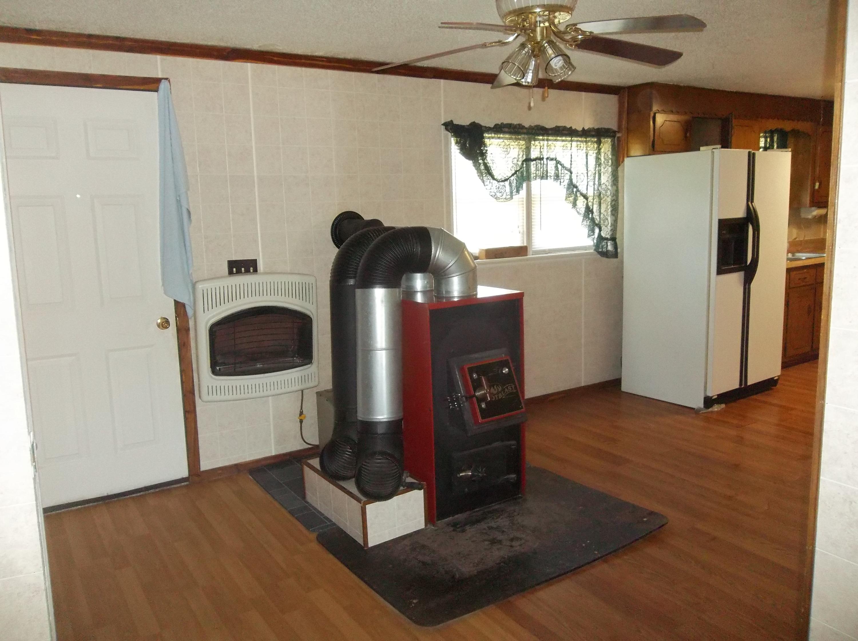 2787 Simmons Road Pikeville, TN 37367 - Photo 3 of 38 100_4318