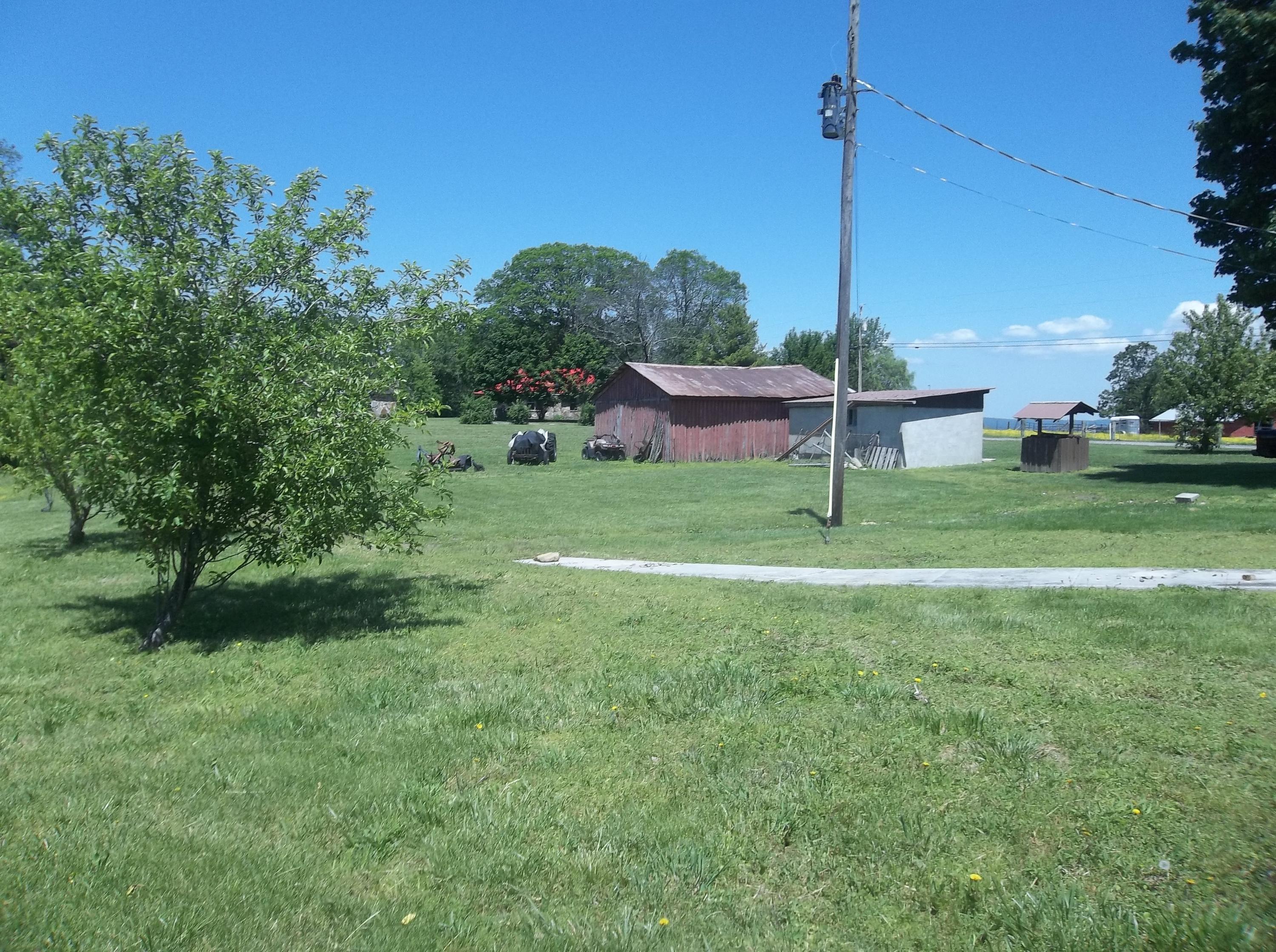 2787 Simmons Road Pikeville, TN 37367 - Photo 25 of 38 100_4334