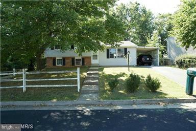 124 North Harrison Road Sterling, VA 20164 - Photo 9 of 22 Exterior (Front)