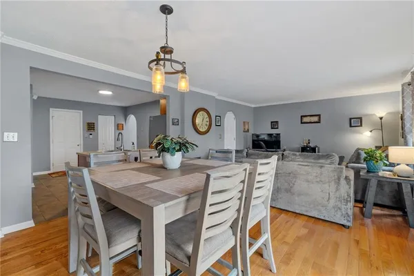 $279,900 | 1427 Yorktown Drive, Lawrence, PA 15055
