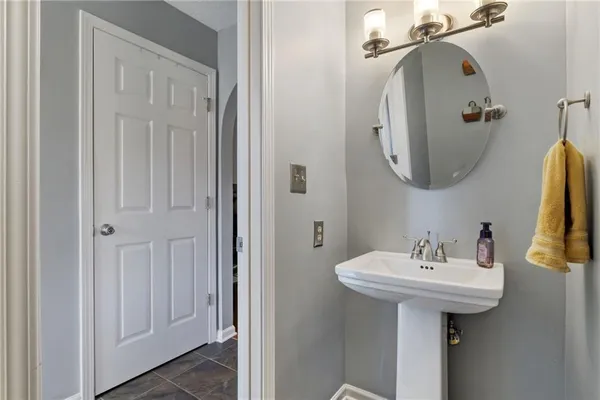 $279,900 | 1427 Yorktown Drive, Lawrence, PA 15055