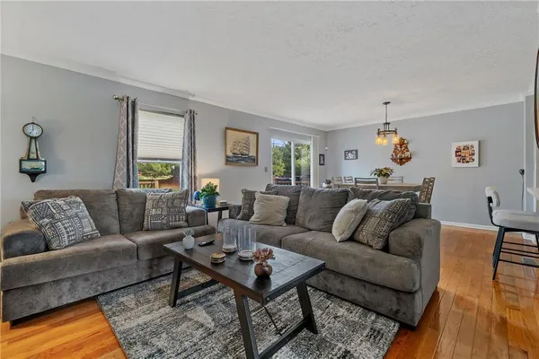 $279,900 | 1427 Yorktown Drive, Lawrence, PA 15055
