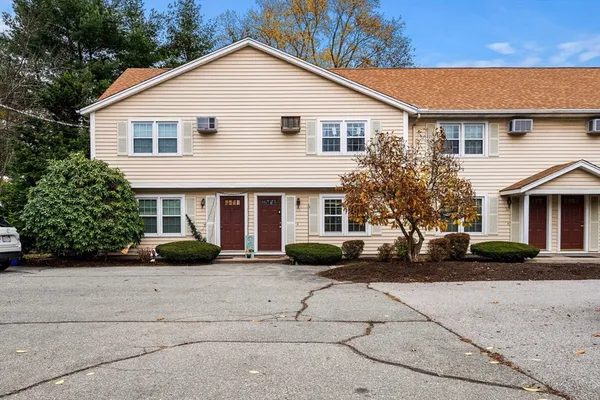$340,000 | 23 Magnolia Street, Unit 2, Attleboro, MA 02703