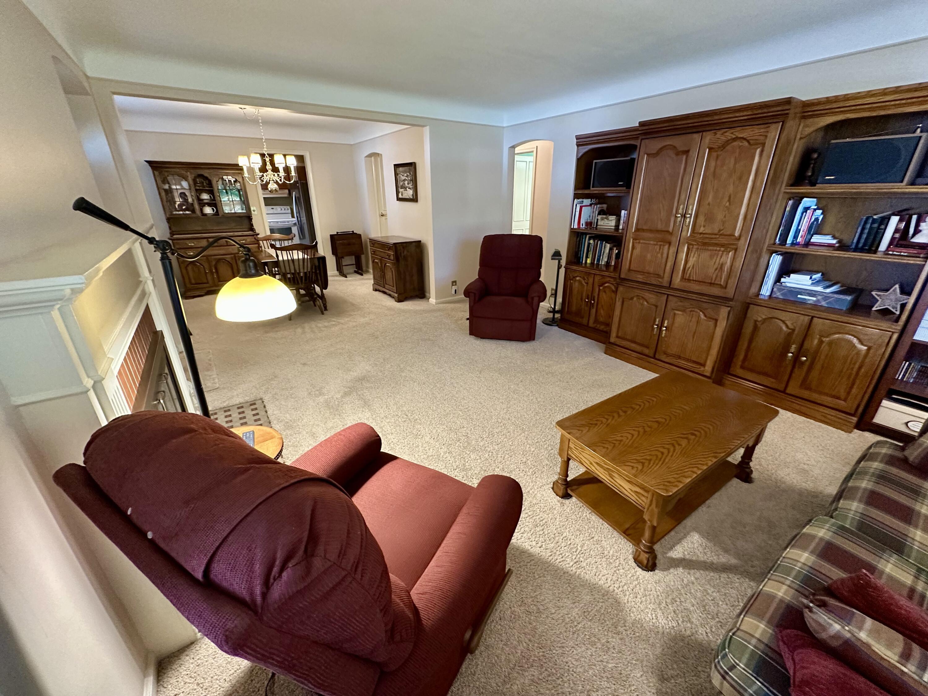 1953 Oxford Road Grosse Pointe, MI 48236 - Photo 21 of 34 Living Room 3