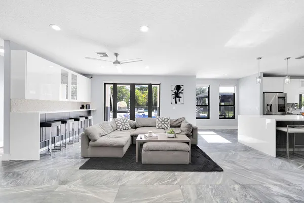 $2,499,000 | 3541 Carlton Lane, Davie, FL 33330