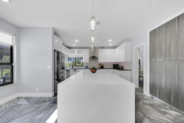 $2,499,000 | 3541 Carlton Lane, Davie, FL 33330