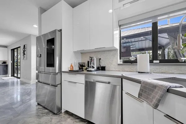 $2,499,000 | 3541 Carlton Lane, Davie, FL 33330