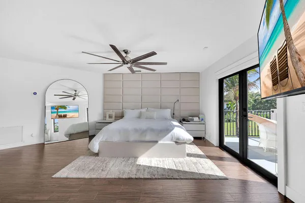 $2,499,000 | 3541 Carlton Lane, Davie, FL 33330