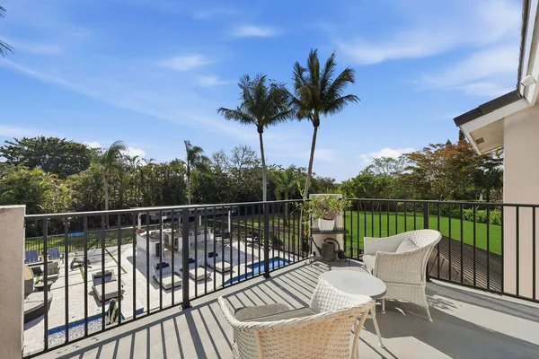 $2,499,000 | 3541 Carlton Lane, Davie, FL 33330