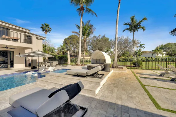 $2,499,000 | 3541 Carlton Lane, Davie, FL 33330