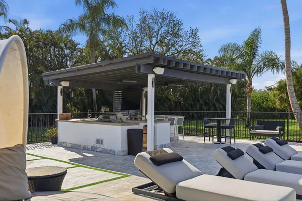 $2,499,000 | 3541 Carlton Lane, Davie, FL 33330