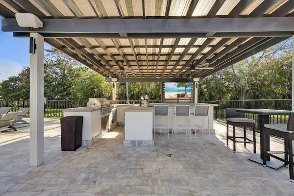 $2,499,000 | 3541 Carlton Lane, Davie, FL 33330
