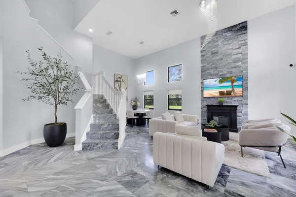 $2,499,000 | 3541 Carlton Lane, Davie, FL 33330