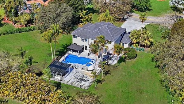 $2,499,000 | 3541 Carlton Lane, Davie, FL 33330