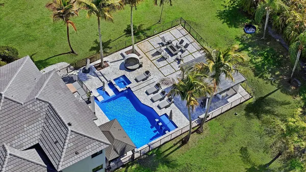 $2,499,000 | 3541 Carlton Lane, Davie, FL 33330