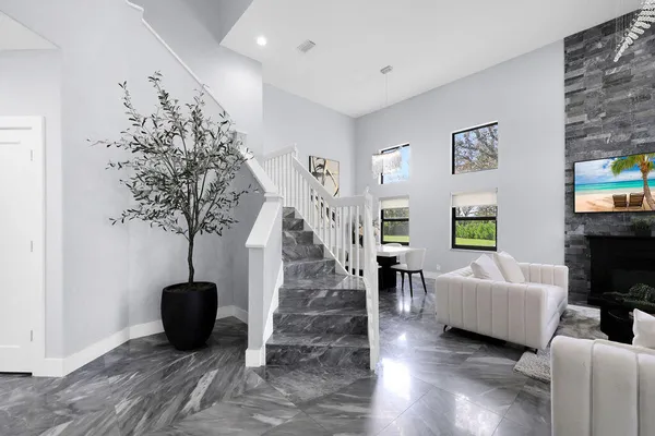 $2,499,000 | 3541 Carlton Lane, Davie, FL 33330