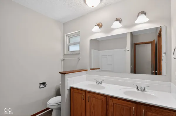 $184,900 | 724 North Bazil Avenue, Indianapolis, IN 46219
