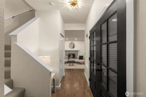 $1,275,000 | 3036 East Ames Lake Drive Northeast, Redmond, WA 98053