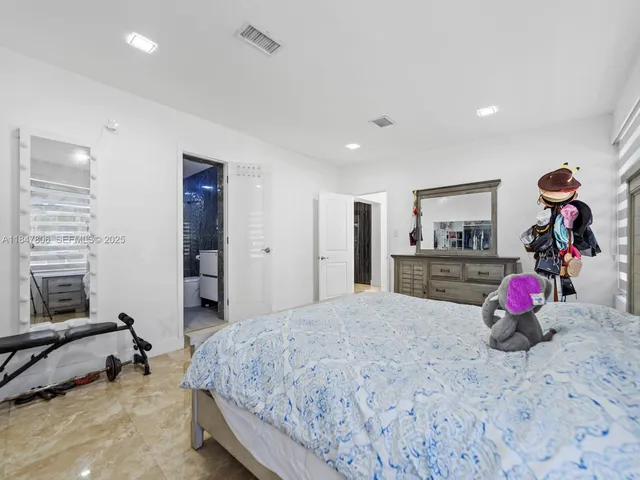 $1,000,000 | 15305 Southwest 209th Avenue, Miami, FL 33187