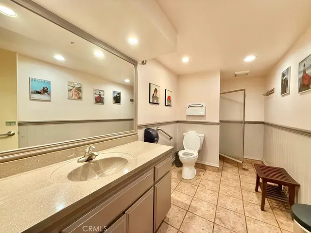 a view of lake with yard