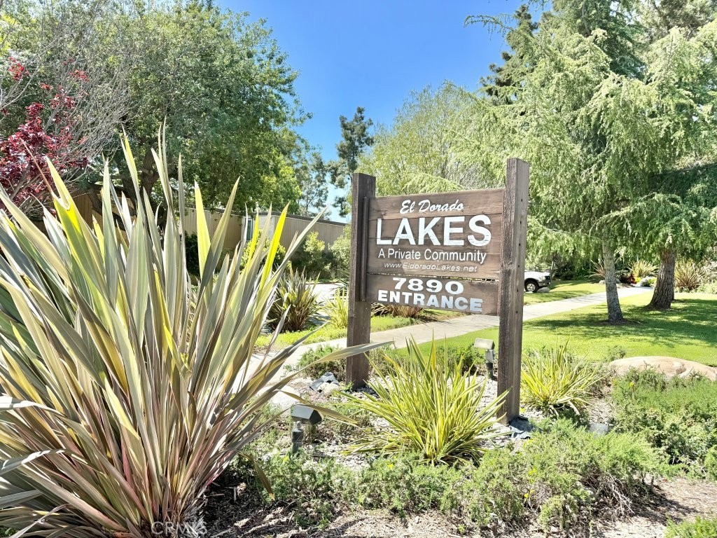 7890 East Spring Street, Unit 2F Long Beach, CA 90815 - Photo 59 of 64 a view of a street with palm trees
