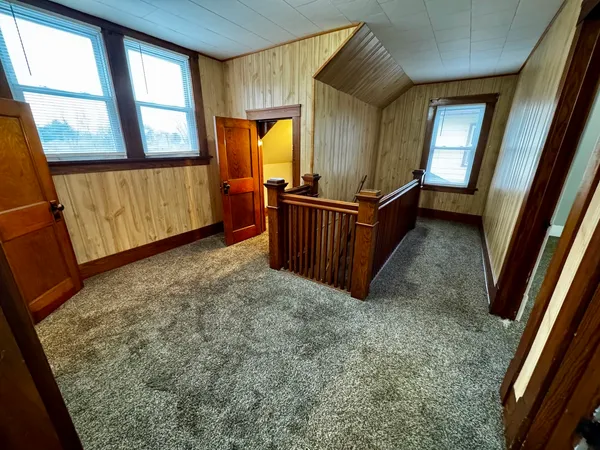 $154,000 | 309 East Oak Street, Fairbury, IL 61739