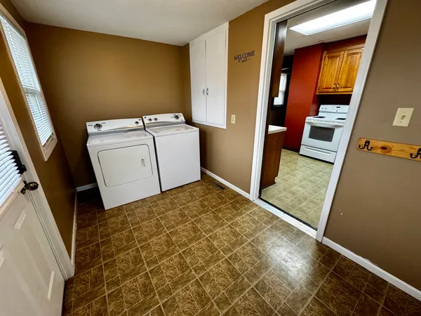 $154,000 | 309 East Oak Street, Fairbury, IL 61739