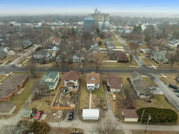 $154,000 | 309 East Oak Street, Fairbury, IL 61739