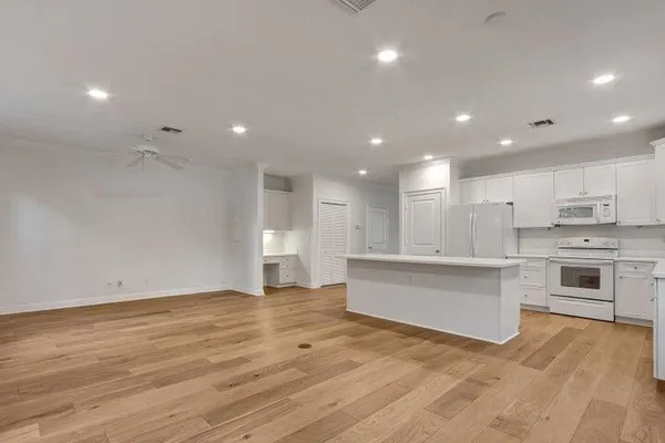 $749,000 | 516 Northwest North River Drive, Stuart, FL 34994