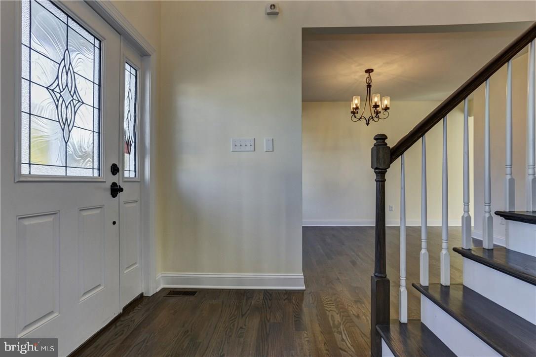 153 Bowline Road Manahawkin, NJ 08050 - Photo 17 of 35