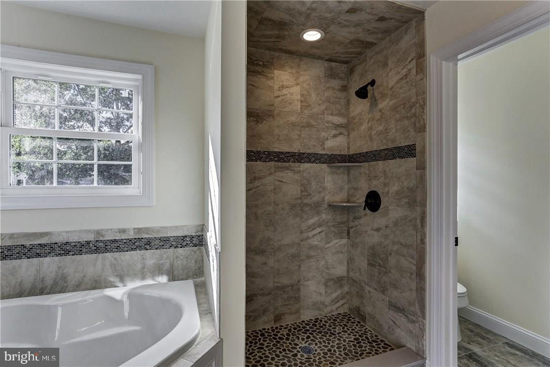 153 Bowline Road Manahawkin, NJ 08050 - Photo 24 of 35
