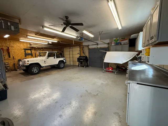 a view of parking area