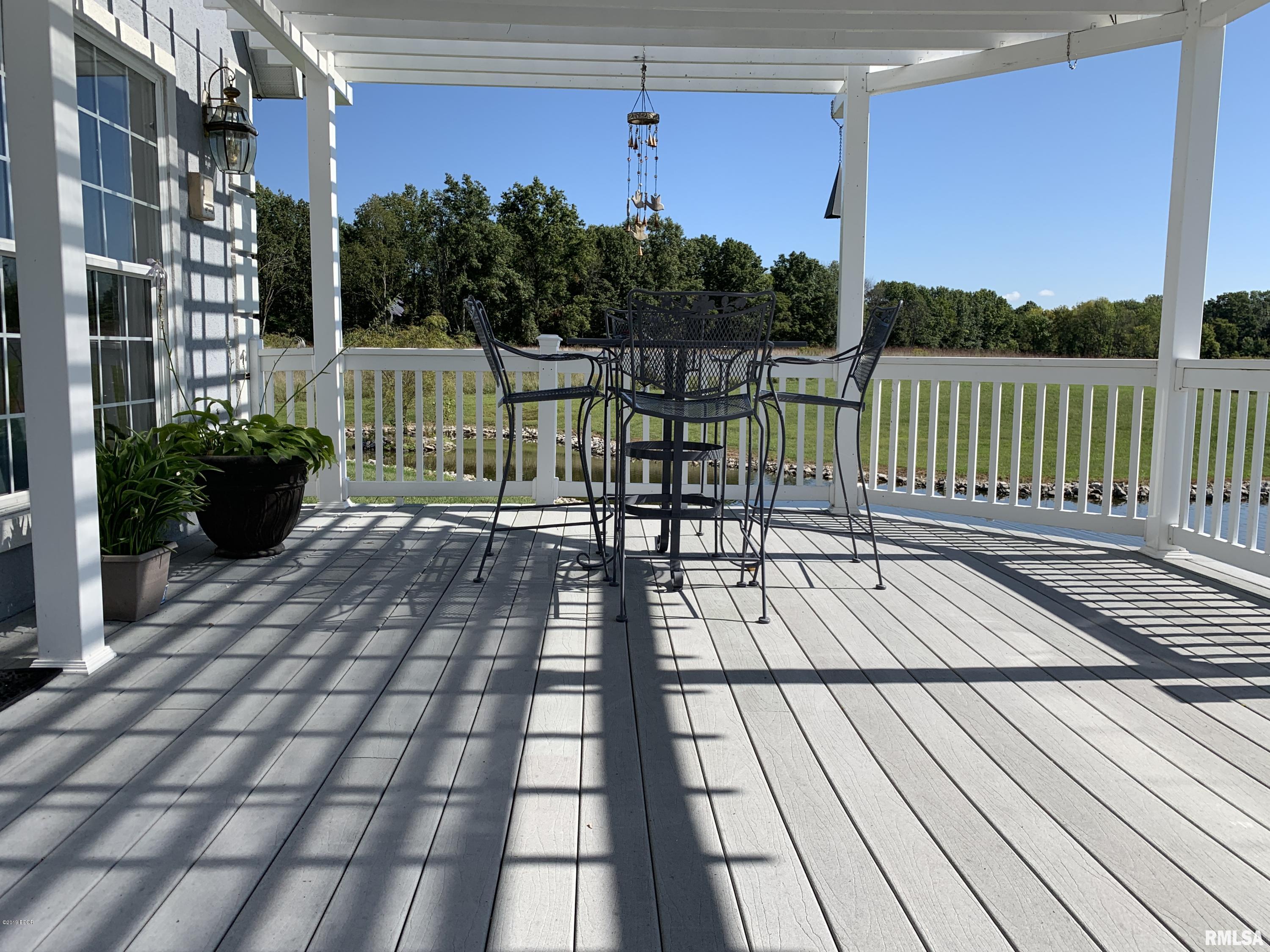 875 Community Beach Road Centralia, IL 62801 - Photo 23 of 29 Gallery Image 23