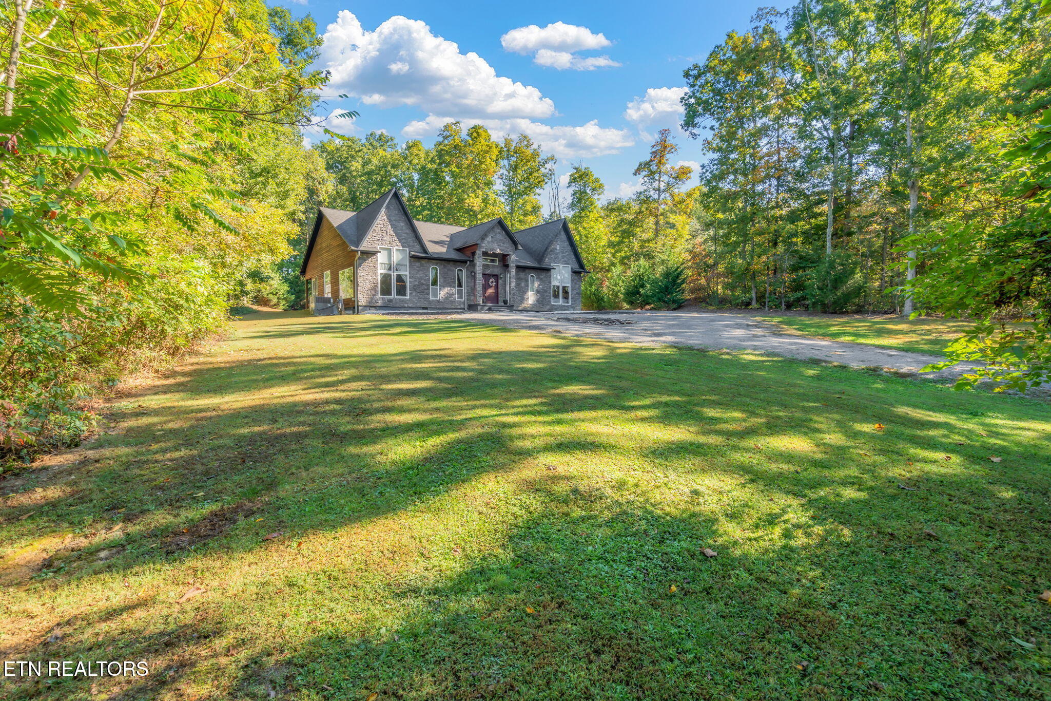 1-web-or-mls-304 Lees Chapel Road-46